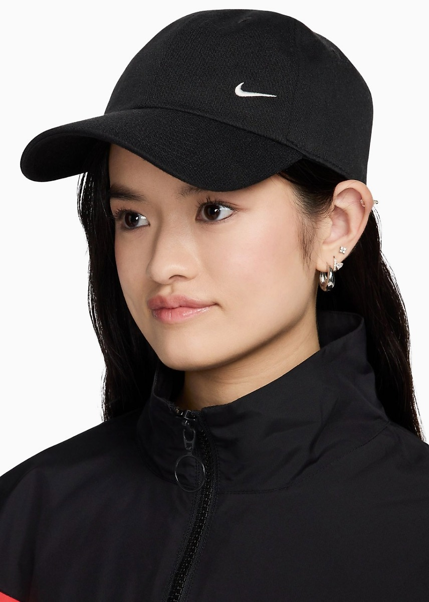 Kepurė su snapeliu Nike Club FZ5698 010
