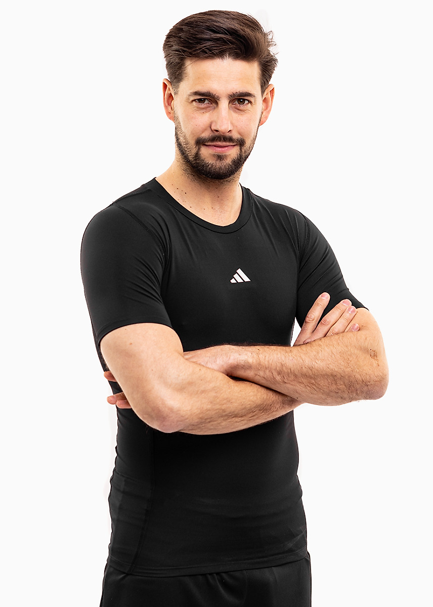 adidas Koszulka męska Techfit Short Sleeve Tee JP4674
